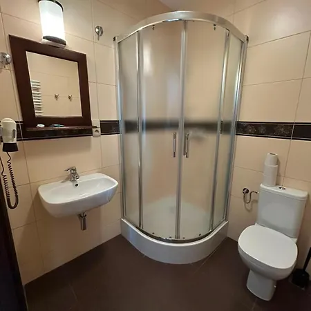 Osrodek Wczasowy Danusia W Lidzbarku * Klonowo