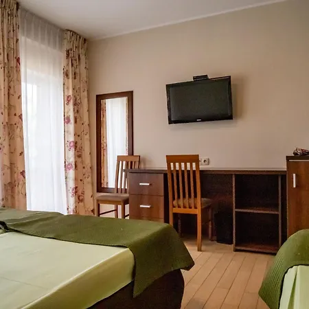 Osrodek Wczasowy Danusia W Lidzbarku Resort Klonowo
